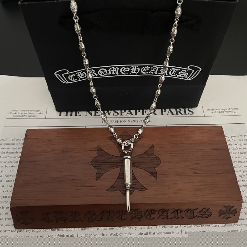 Ch**me He**ts necklaces